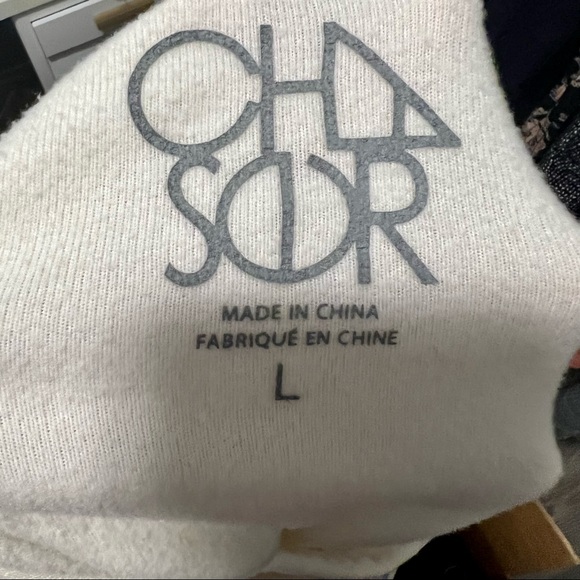 Chaser LOVE Pullover - Picture 7 of 7